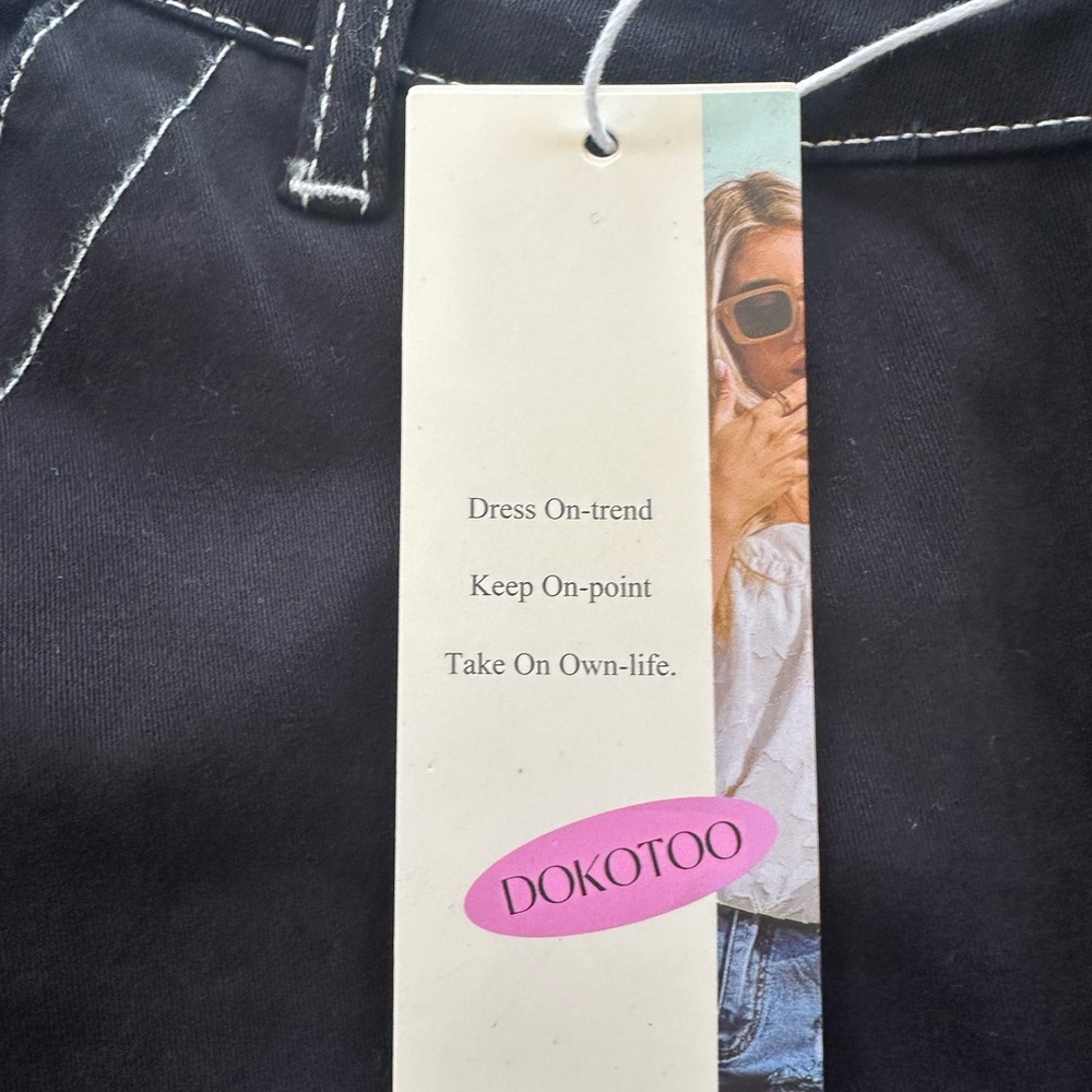 Black Wide-Leg Contrast Stitch Cargo Pants size 8 NWT - Picture 7 of 11